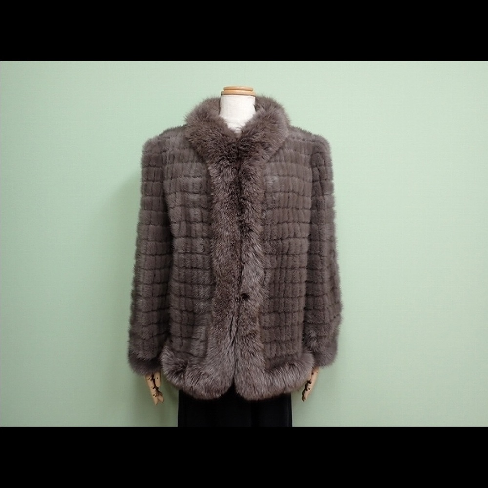 Luxurious Mink Fur Coat